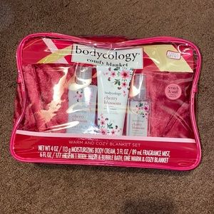 Bodycology blanket set